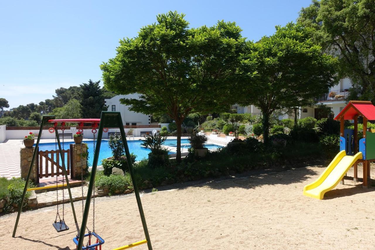 Апартаменты Calella Golfet Sobremar Калелья-де-Палафружель Экстерьер фото