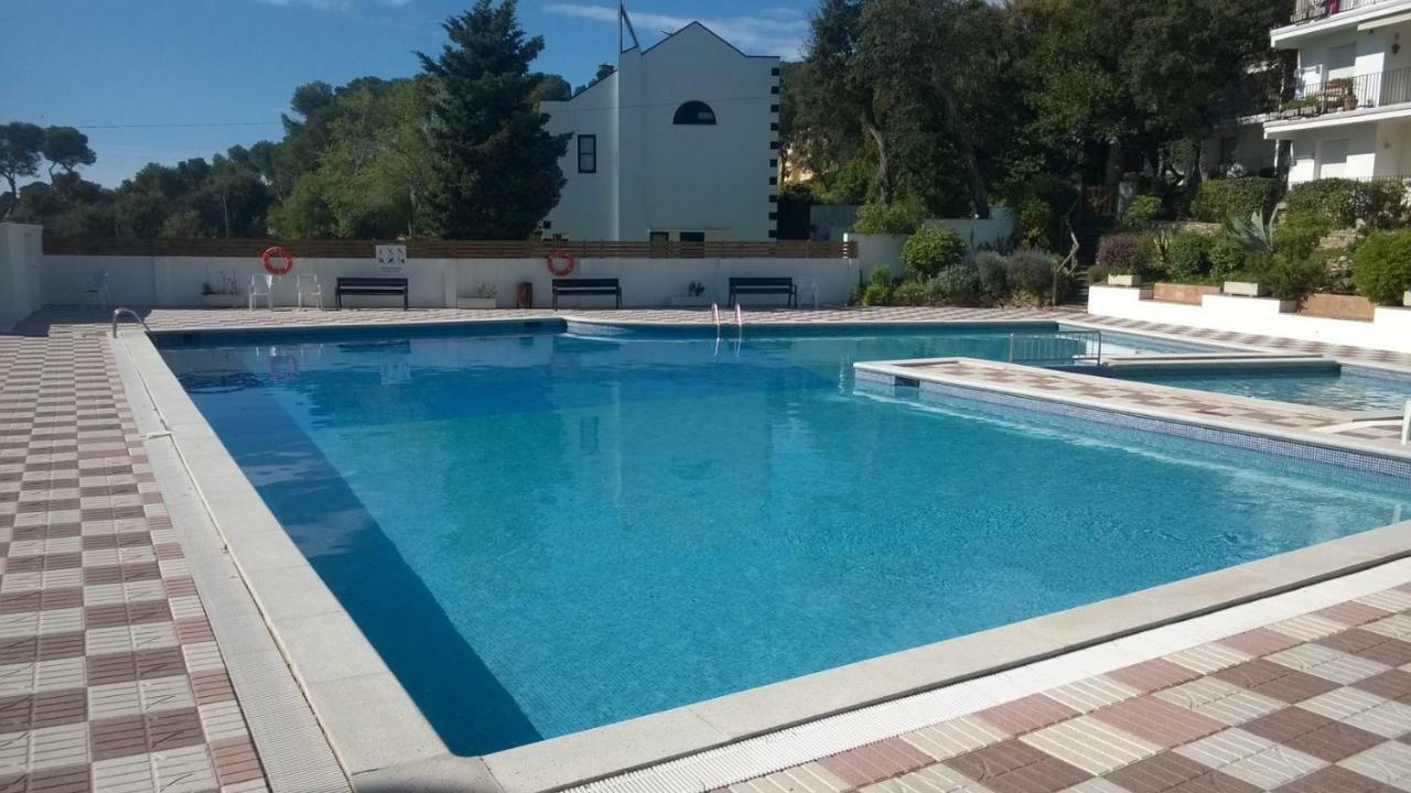 Апартаменты Calella Golfet Sobremar Калелья-де-Палафружель Экстерьер фото