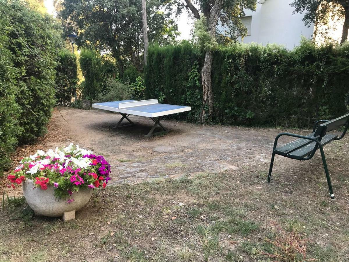 Апартаменты Calella Golfet Sobremar Калелья-де-Палафружель Экстерьер фото