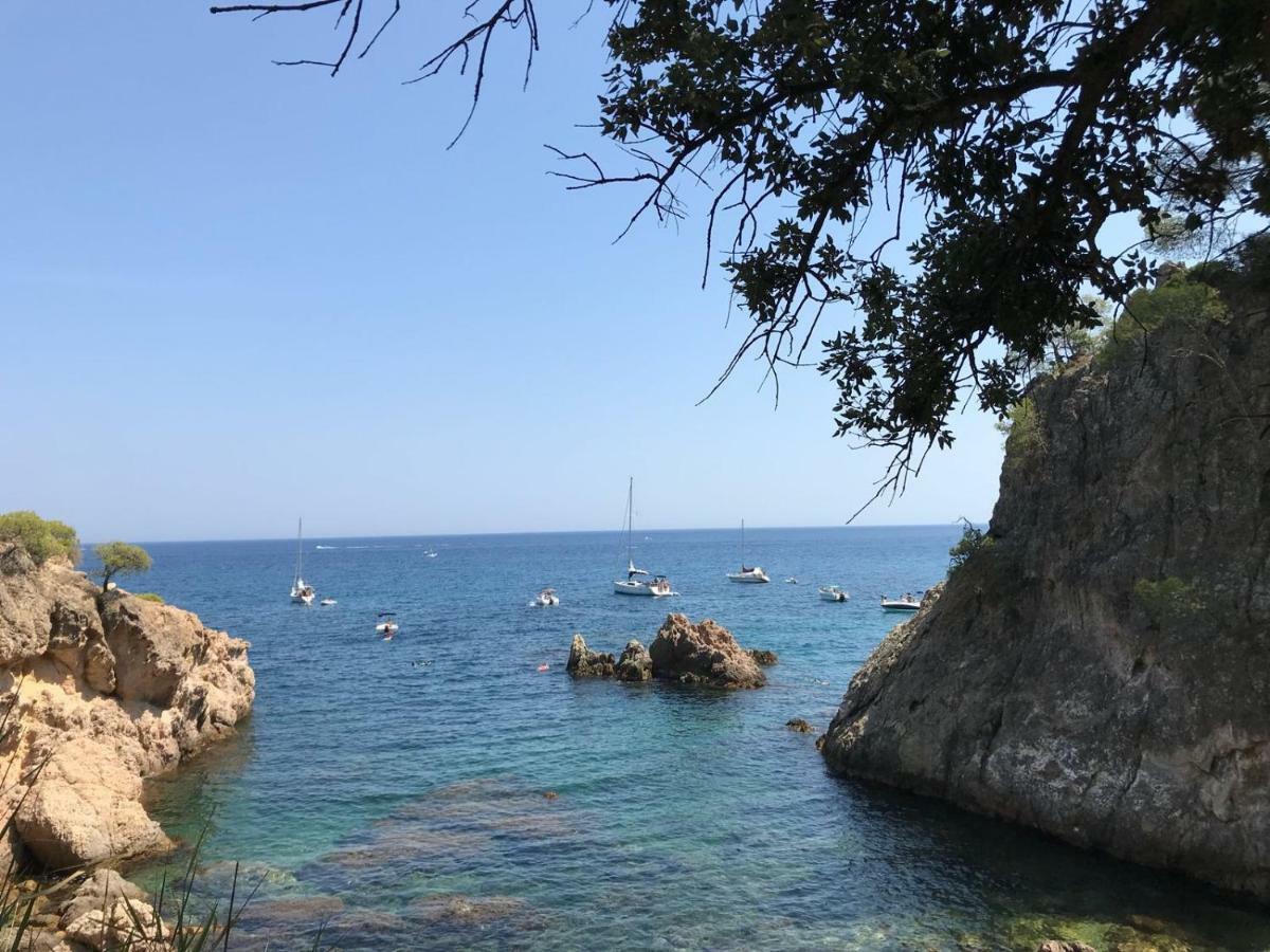 Апартаменты Calella Golfet Sobremar Калелья-де-Палафружель Экстерьер фото