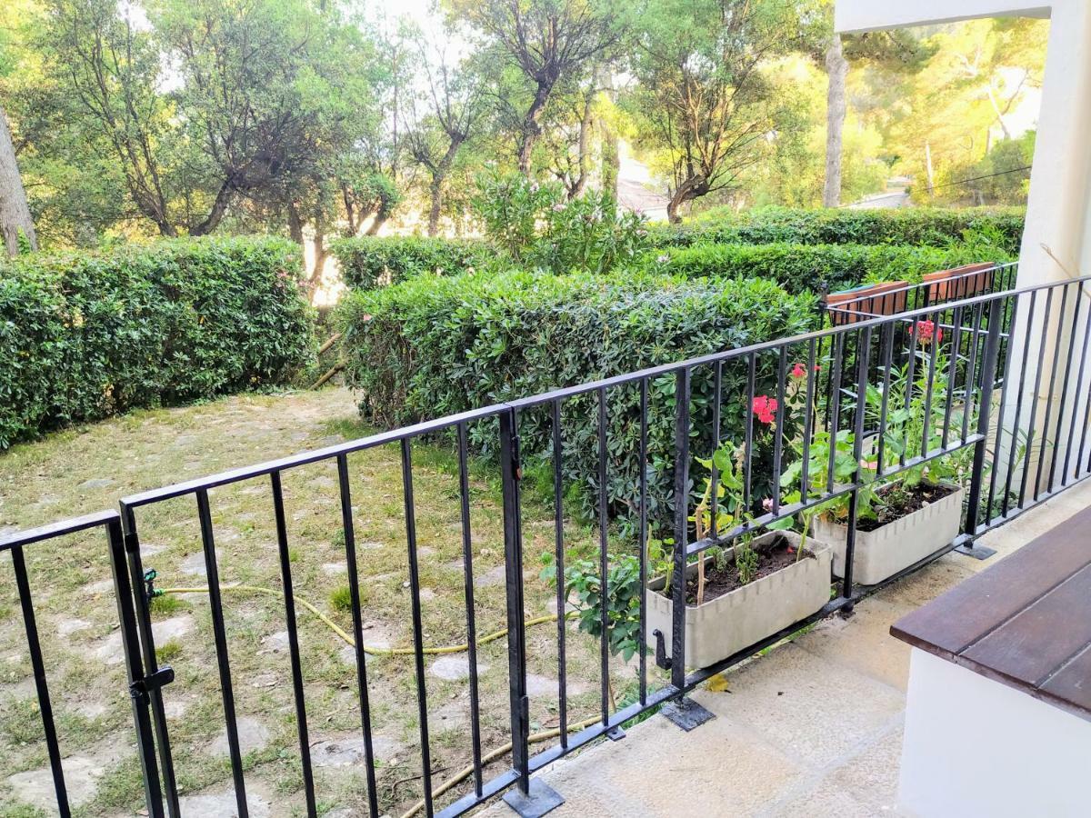 Апартаменты Calella Golfet Sobremar Калелья-де-Палафружель Экстерьер фото